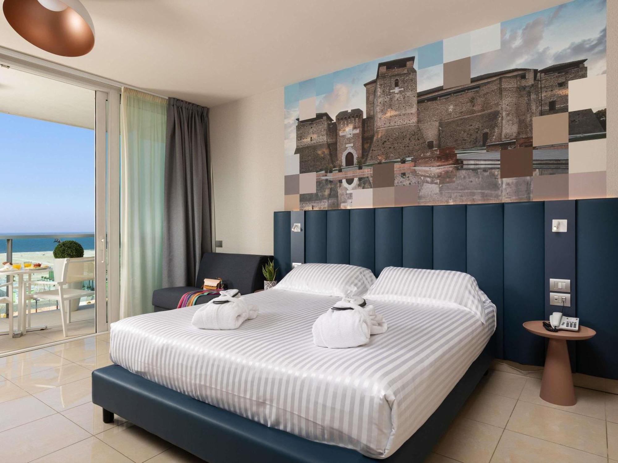 Mercure Hotel Rimini Artis Exterior photo