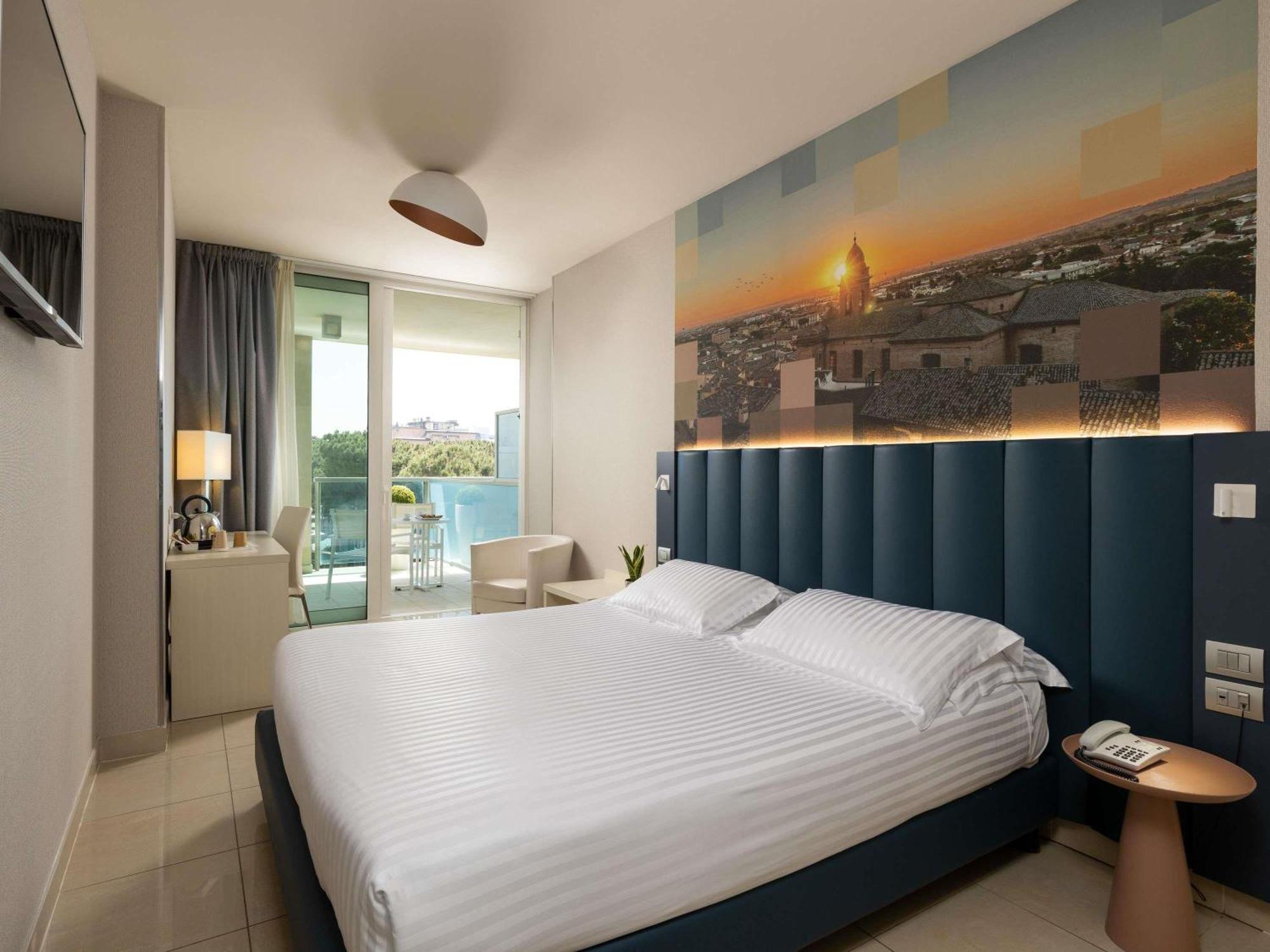 Mercure Hotel Rimini Artis Exterior photo