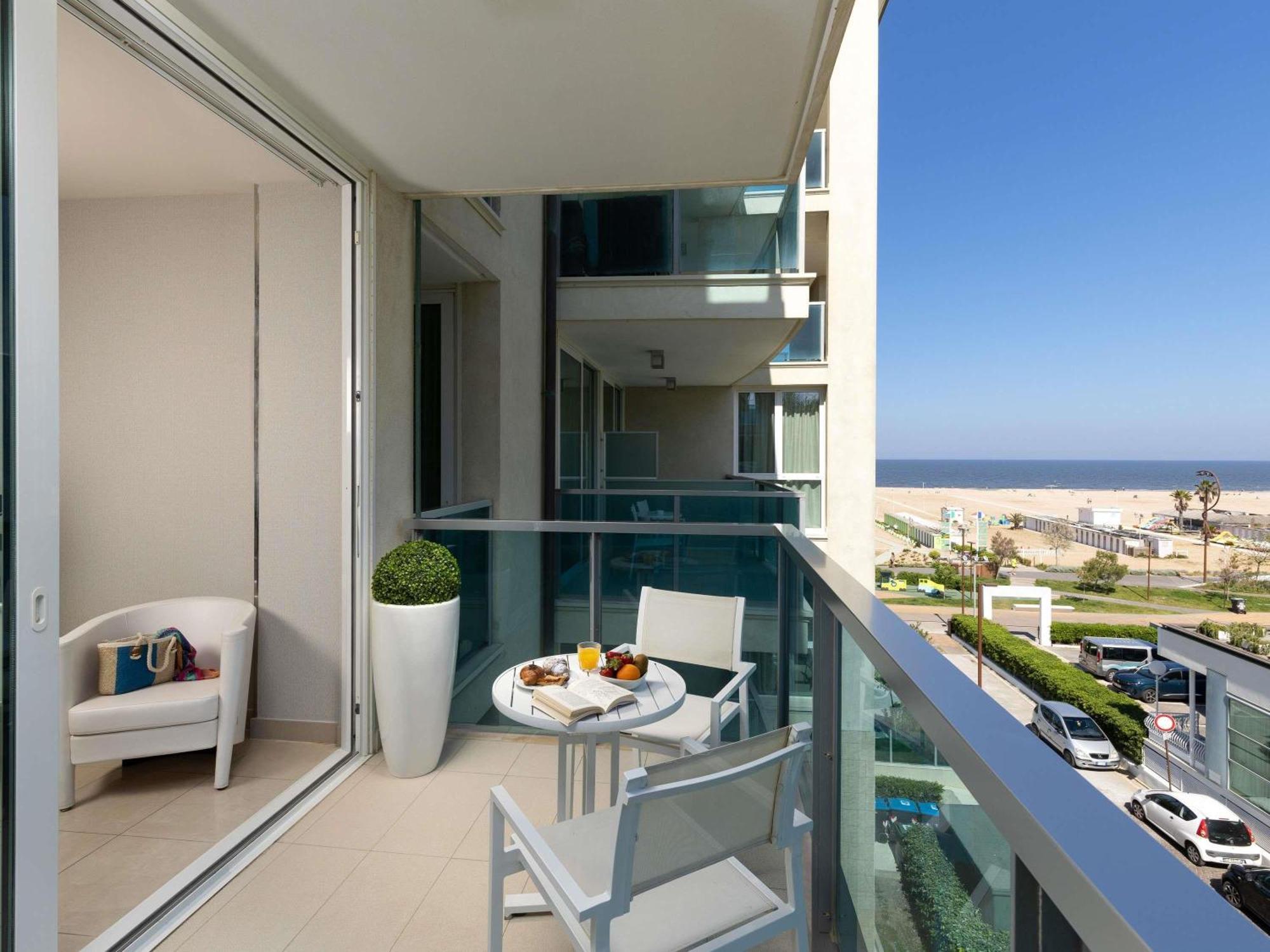 Mercure Hotel Rimini Artis Exterior photo